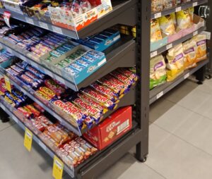 Store Shelving - Centre